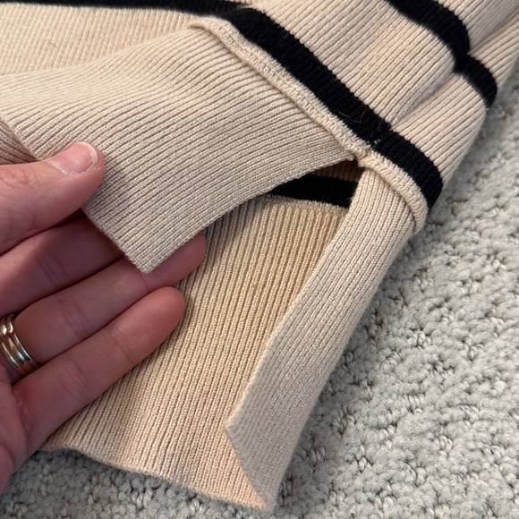 Cropped Knit Ribbed Sweater - Picture 10 of 11